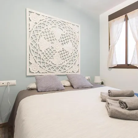Apartment Sky Is Blue In Private Parking Included *